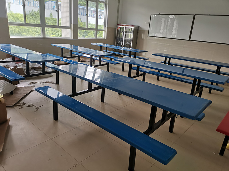 四人靠背椅餐（cān）桌 (6)