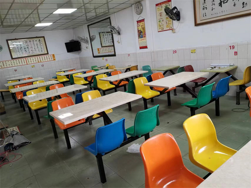 不鏽鋼餐（cān）桌 (8)