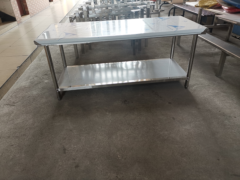 不（bú）鏽鋼工作台